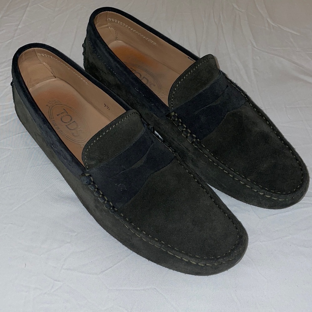 Tod's Gommino Driving Loafers green